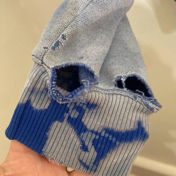 Champion Tie Dye Crew Neck Sweatshirt Medium Thrashed Grunge Holes - Picture 12 of 15